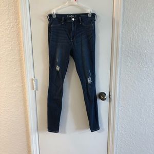 Hollister Distressed Advanced Stretch Jean Legging